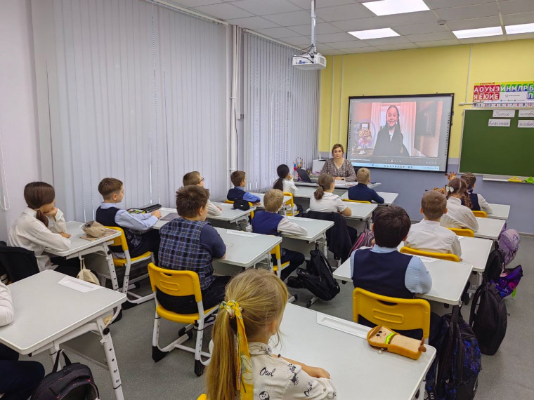 «Гостеприимная Россия. Ко Дню народного единства» - очередная тема "Разговоров о важном"..